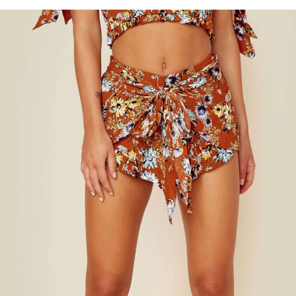 Wrap Star Tie Front Shorts